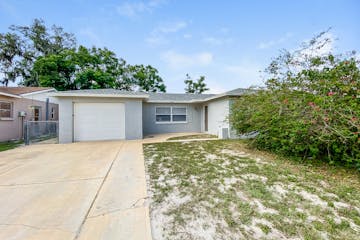 7525 Foxbloom Dr Port Richey, FL 34668